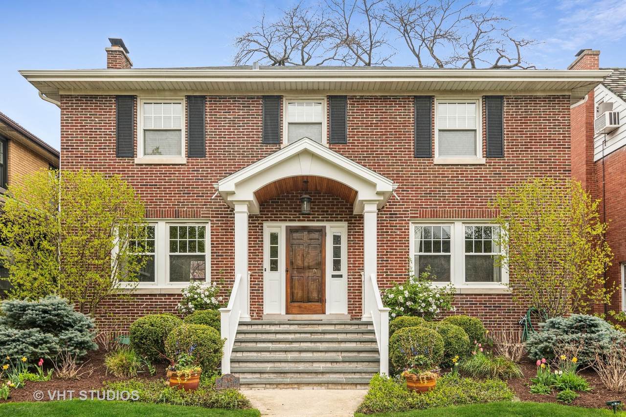 1009 East Avenue - Photo 1