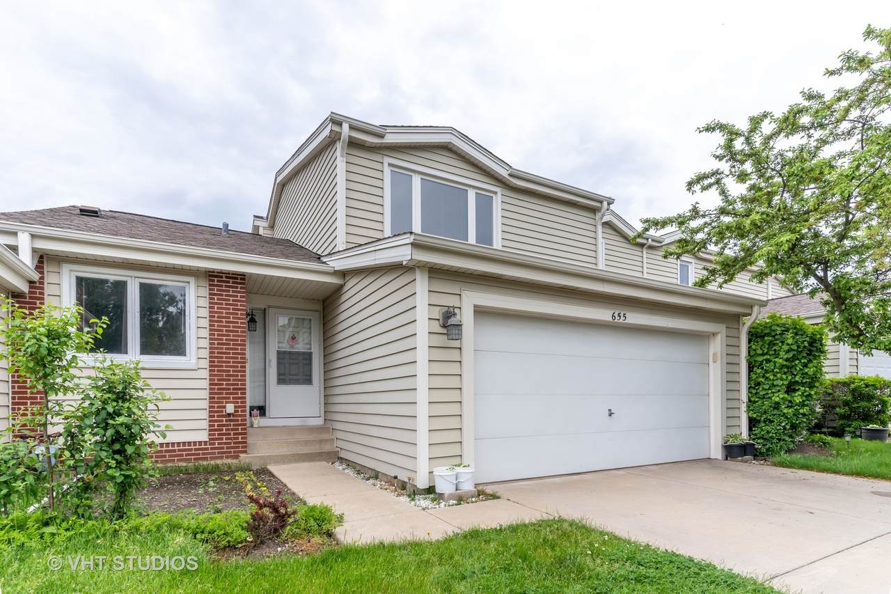 655 Darien Court - Photo 1