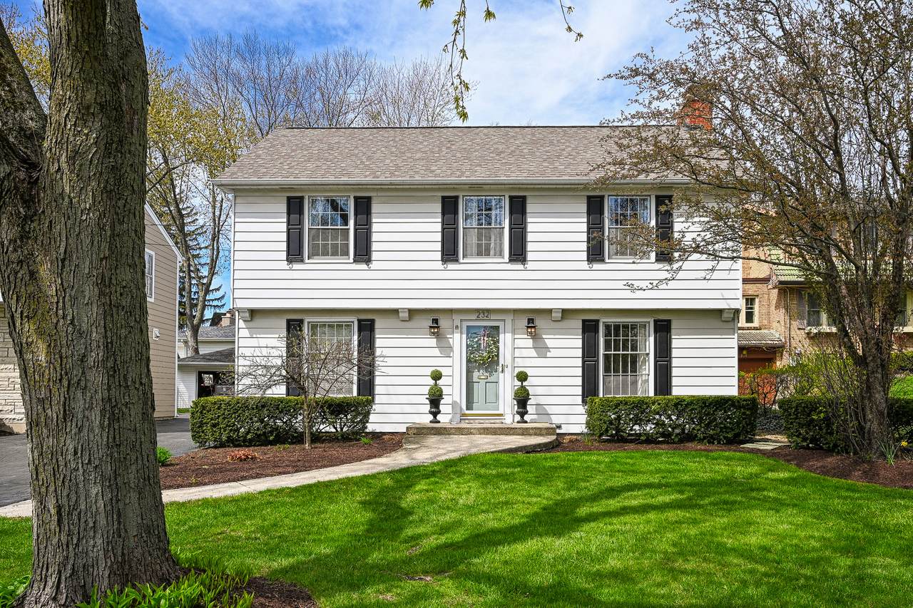232 Park Boulevard - Photo 1