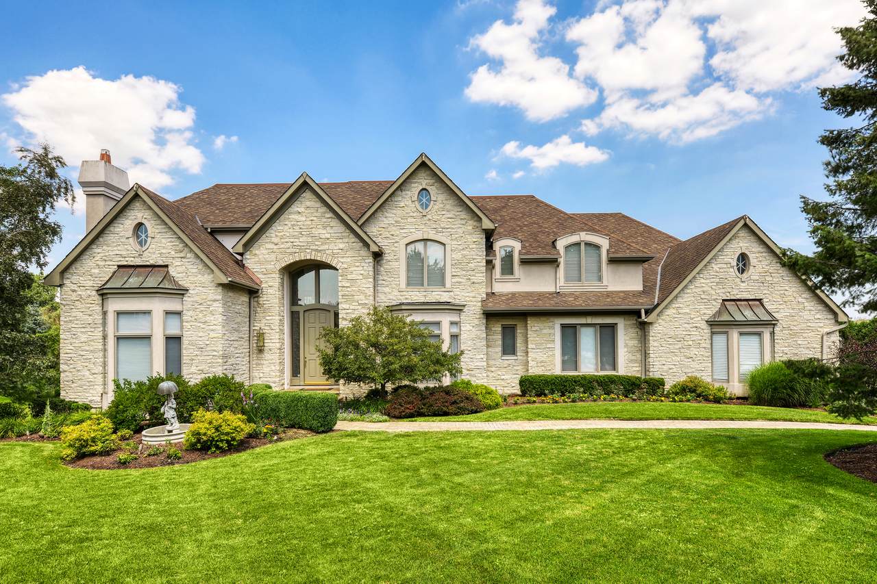 8 York Lake Court - Photo 1