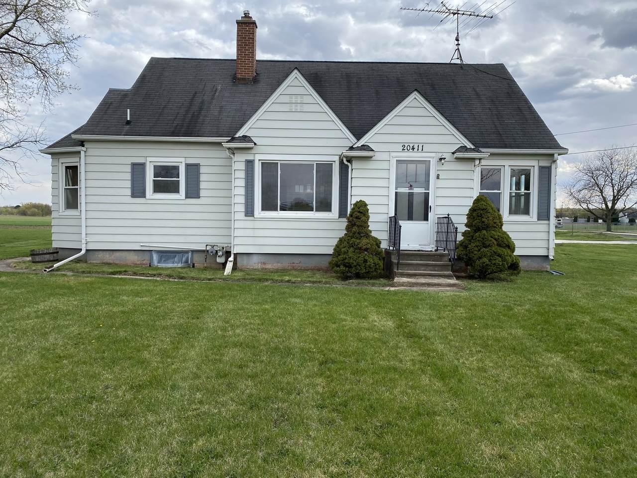 20411 Telegraph Street - Photo 1