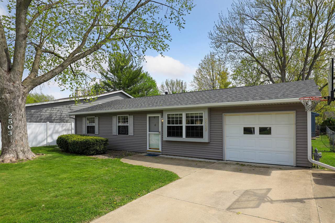 2503 Trafalgar Square - Photo 1