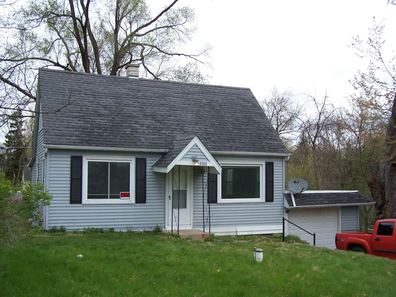5302 Maplehill Drive - Photo 1