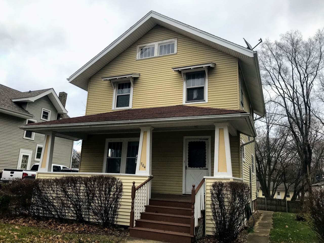 704 Franklin Avenue - Photo 1