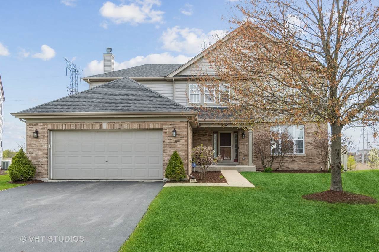 3202 Thunderbird Court - Photo 1
