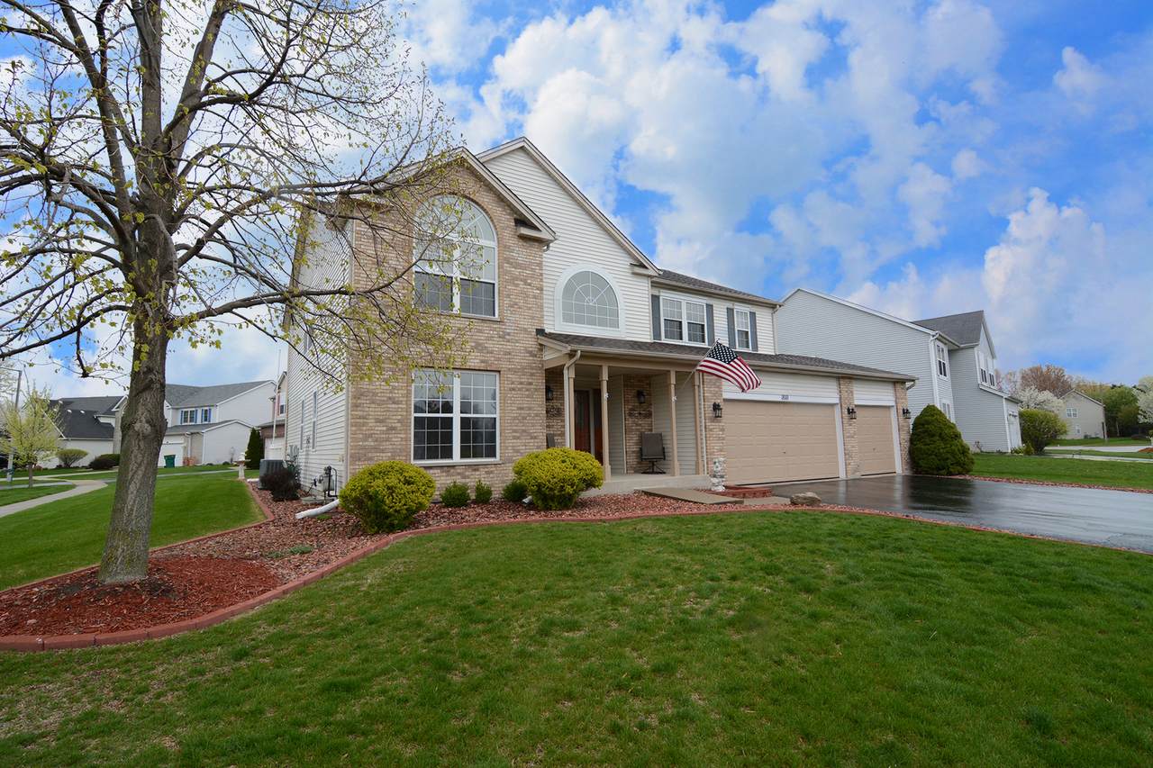 1810 Arbor Falls Drive - Photo 1