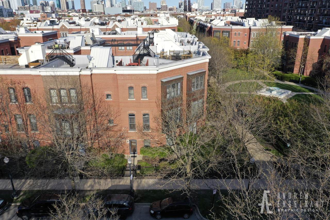 1503 Sangamon Street - Photo 1