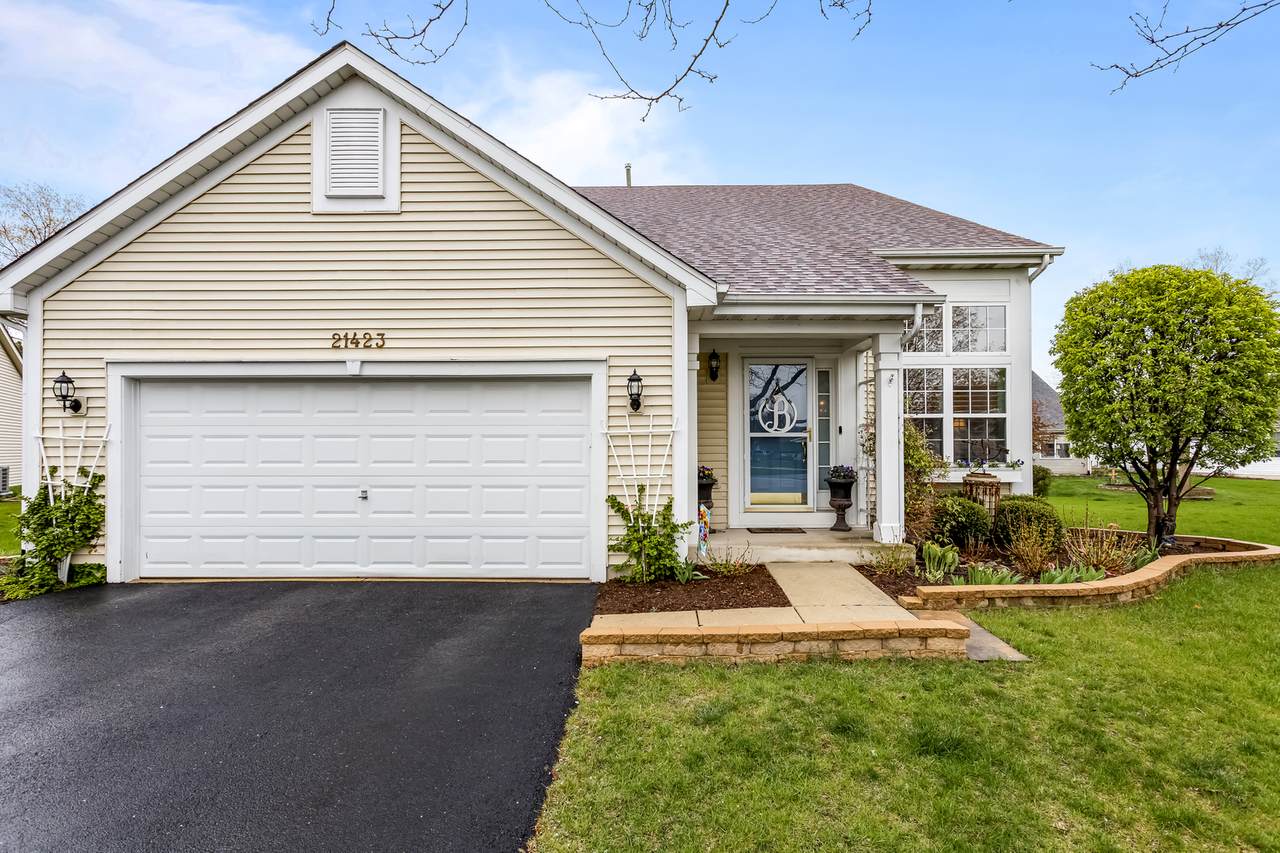 21423 Larch Court - Photo 1