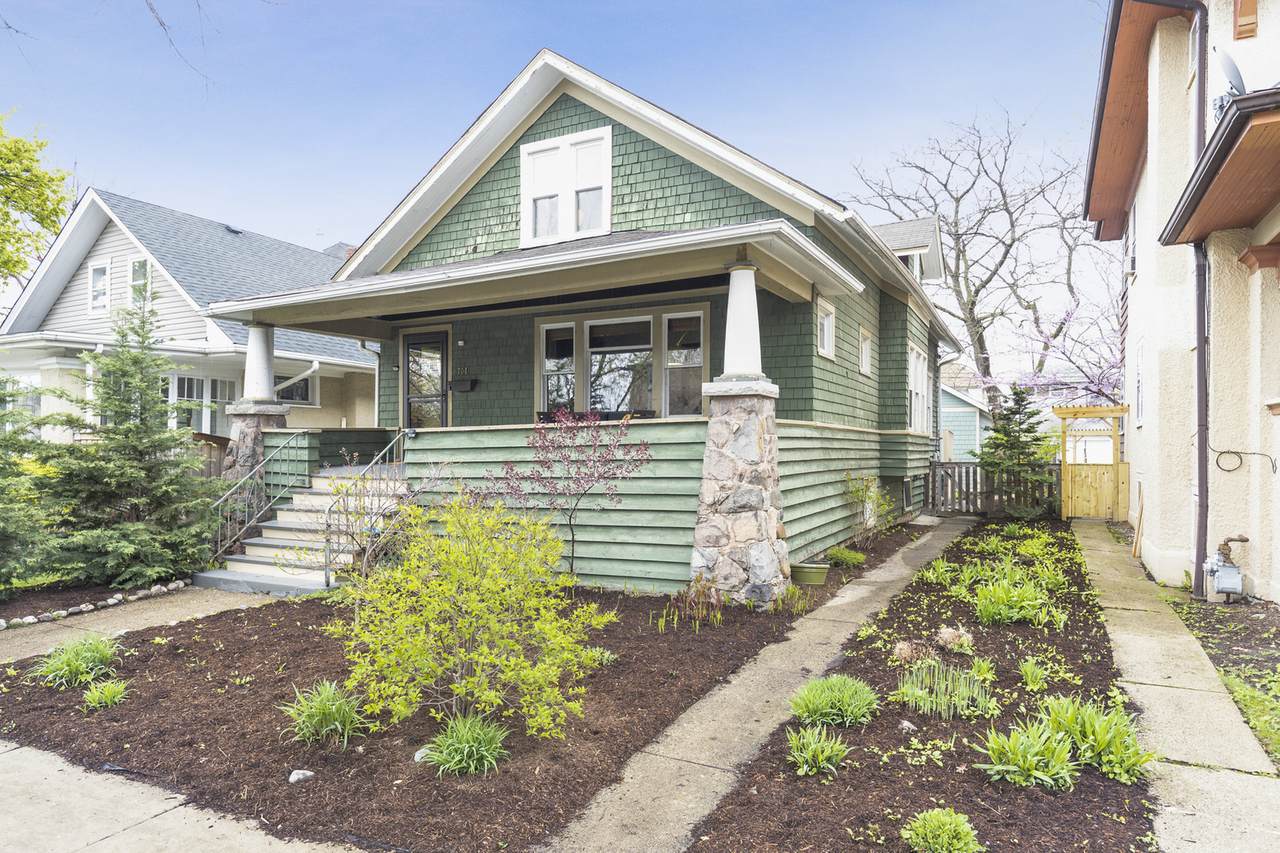 704 Highland Avenue - Photo 1