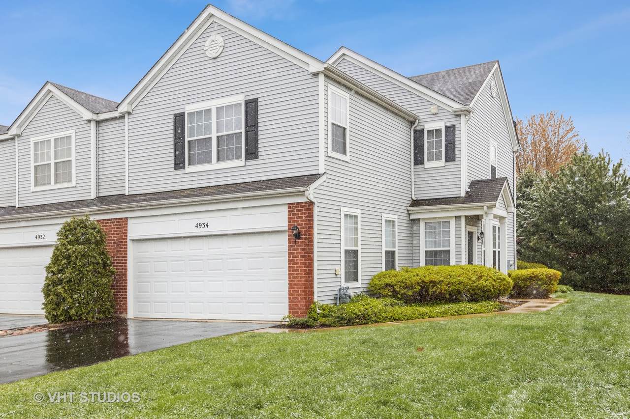 4934 Montauk Drive - Photo 1