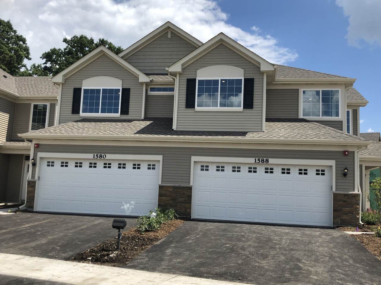 2065 Stuttle Road - Photo 1