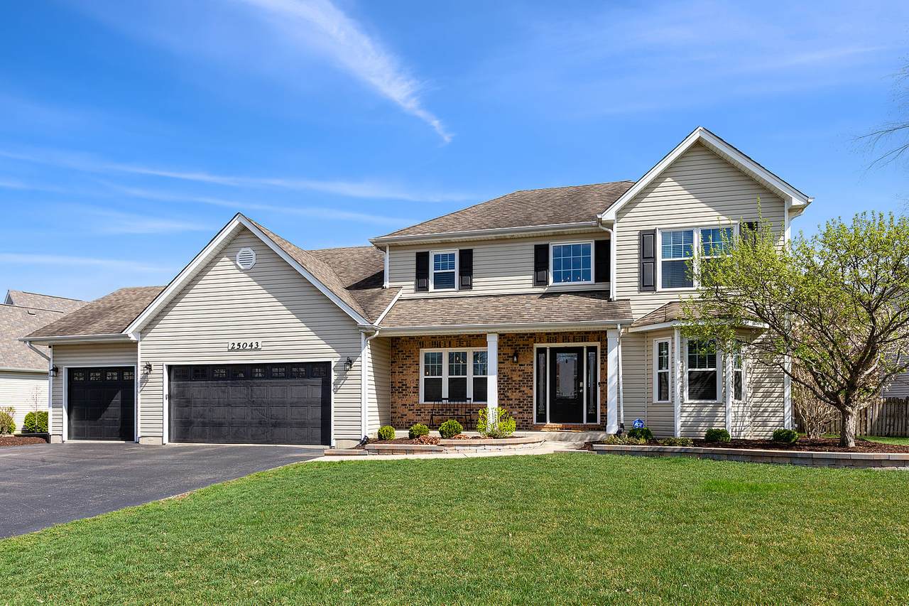 25043 Michele Drive - Photo 1