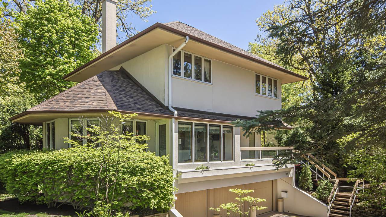 1655 Sylvester Place - Photo 1