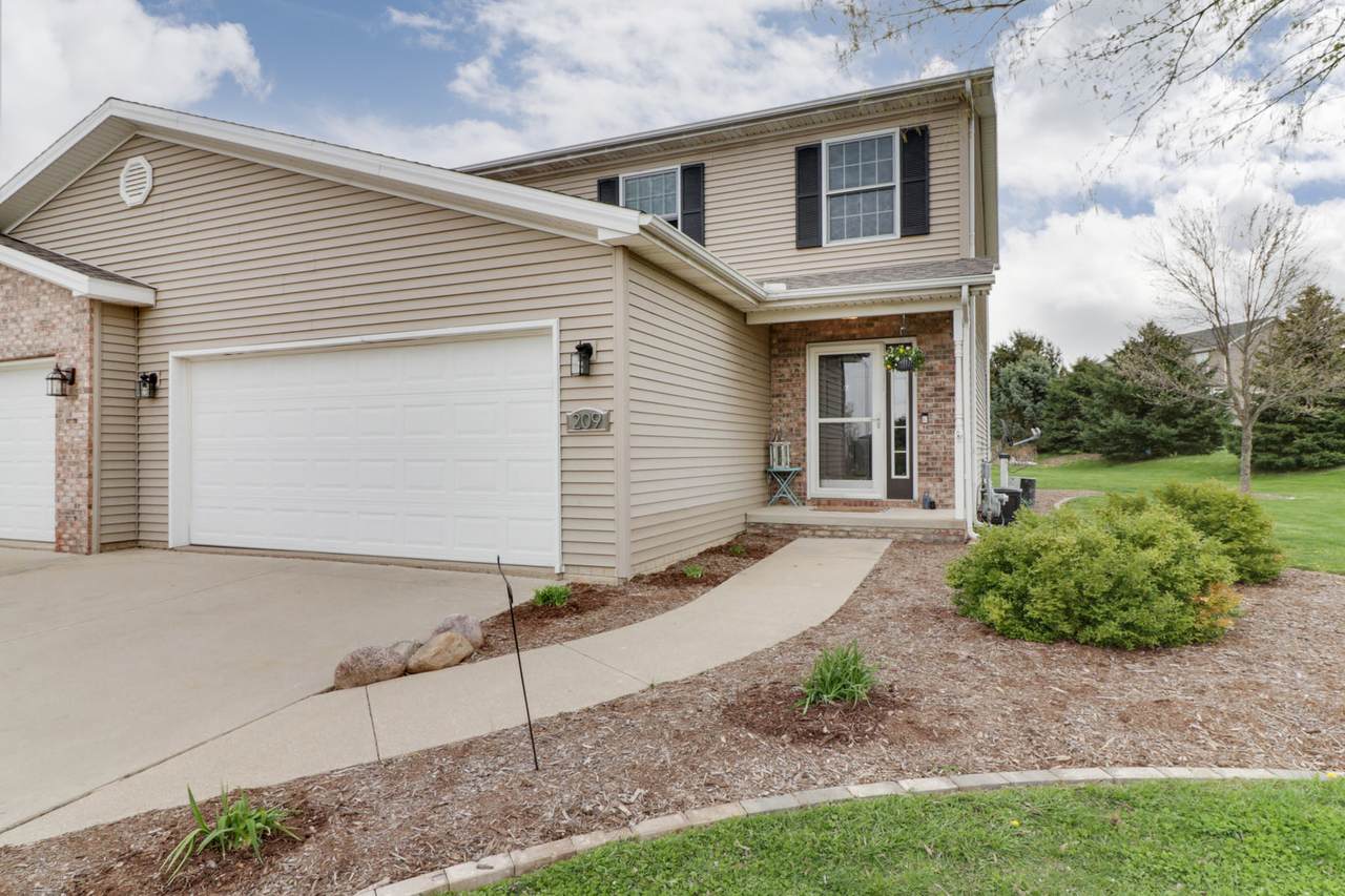 209 Prairie Ridge Drive - Photo 1