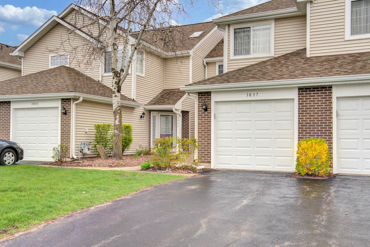 1037 Wilson Avenue - Photo 1