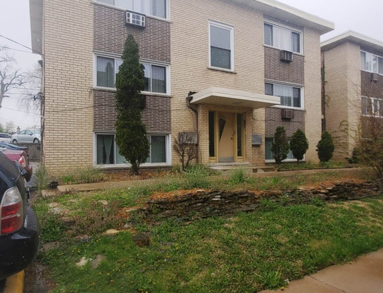 2153 119th Street - Photo 1
