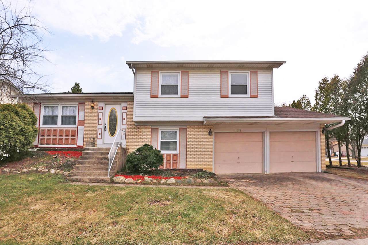 1689 Dover Court - Photo 1