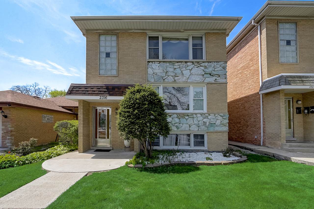 2316 Newland Avenue - Photo 1