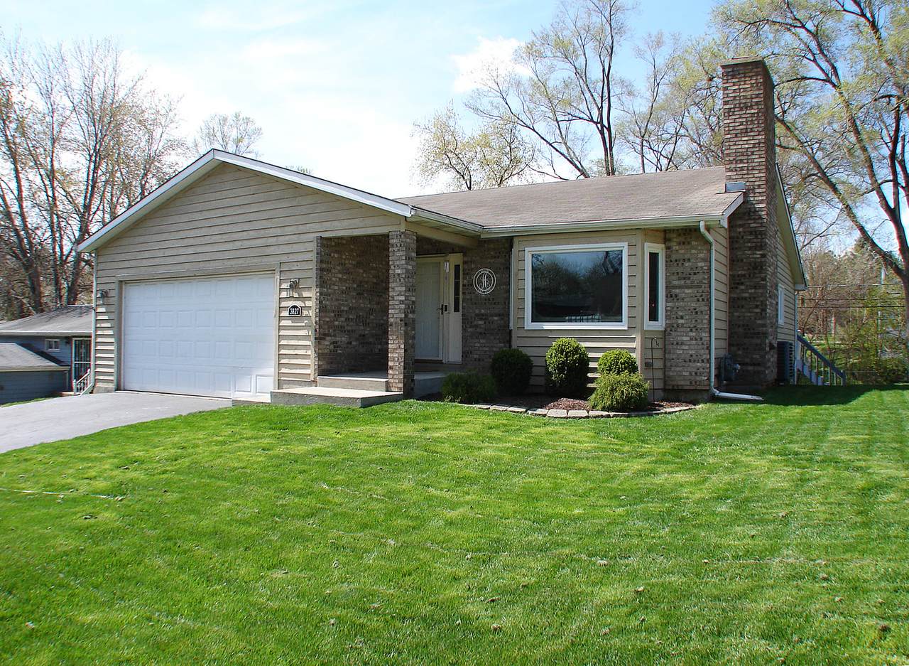 3827 Eastway Drive - Photo 1