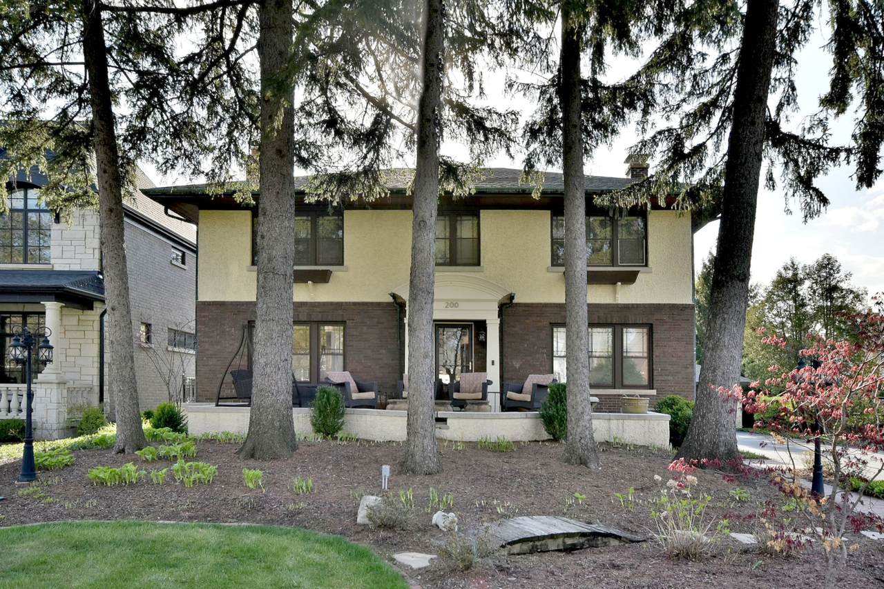 200 Chandler Avenue - Photo 1