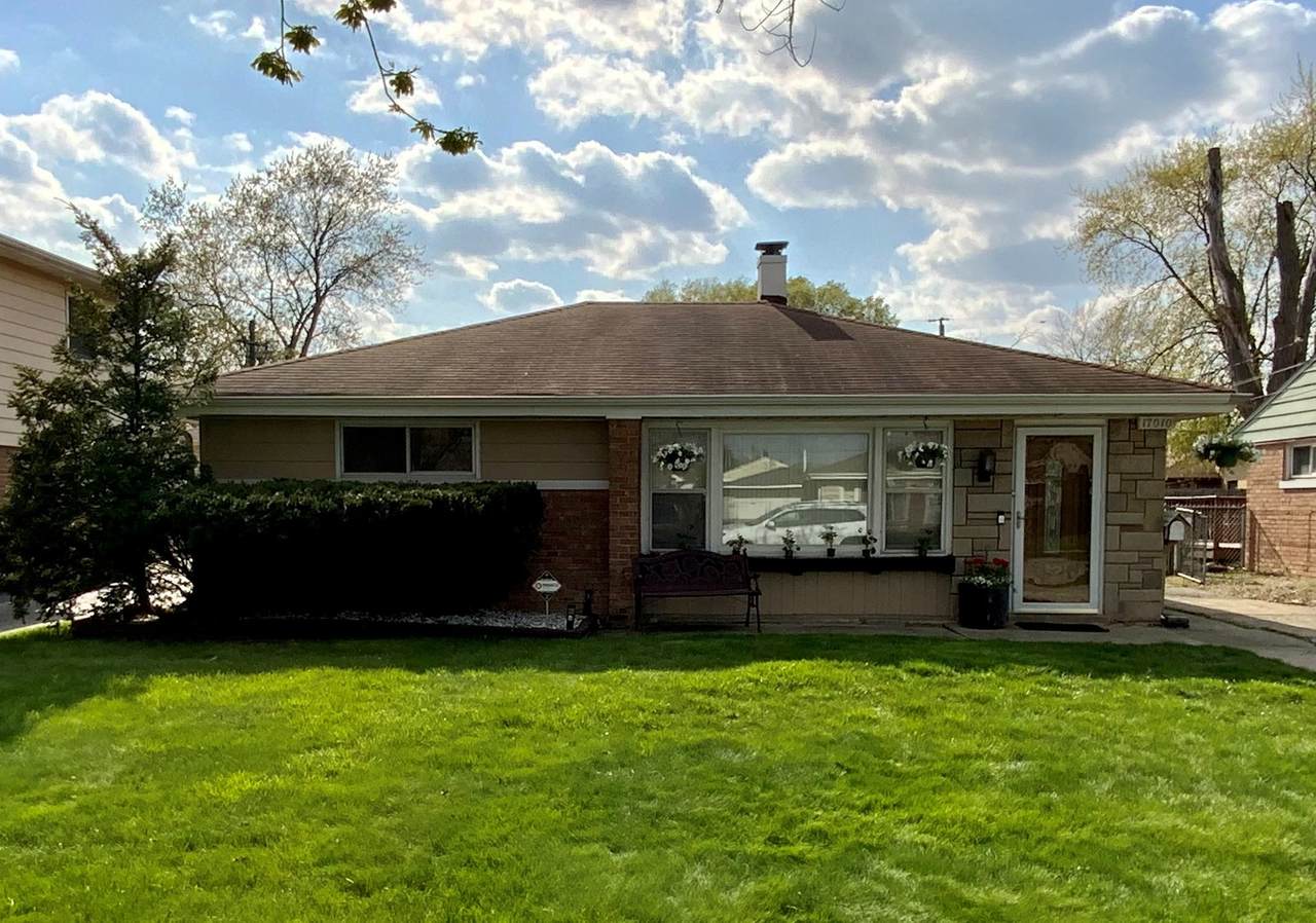 17010 Greenbay Avenue - Photo 1