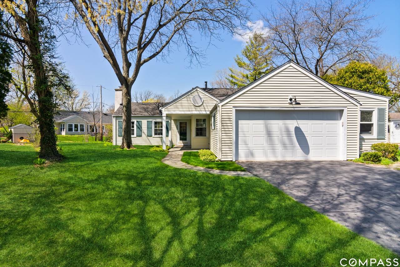 360 Thackeray Lane - Photo 1
