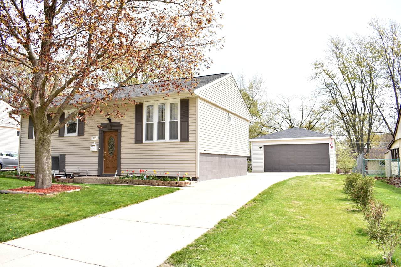 513 Waverly Avenue - Photo 1