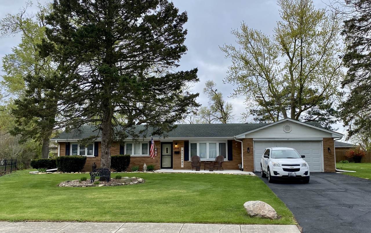 614 Marquette Drive - Photo 1