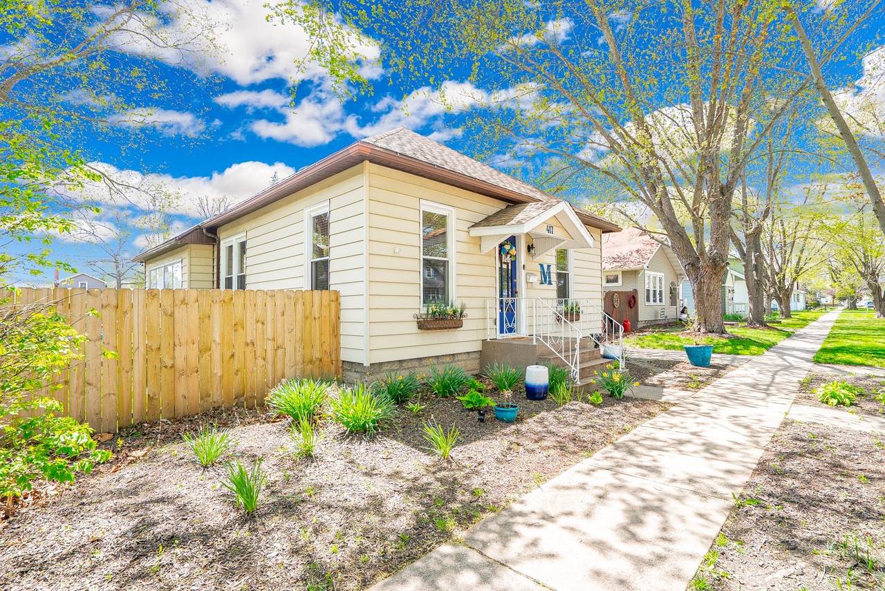 417 Chapin Street - Photo 1