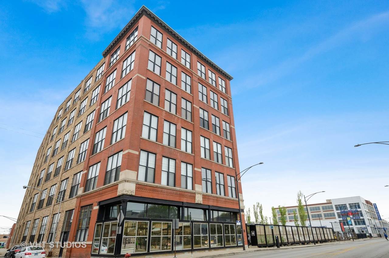 1872 Clybourn - Photo 1