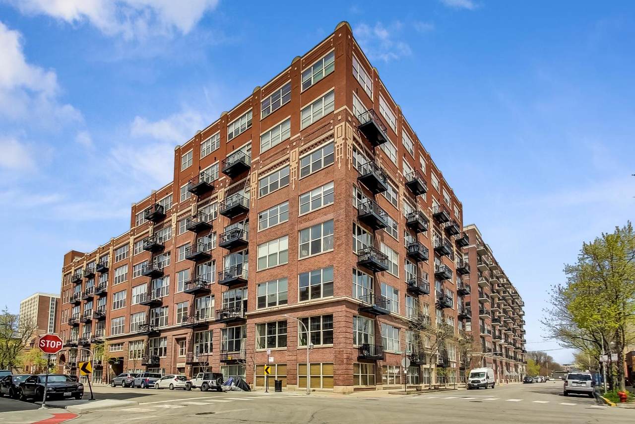 1500 Monroe Street - Photo 1