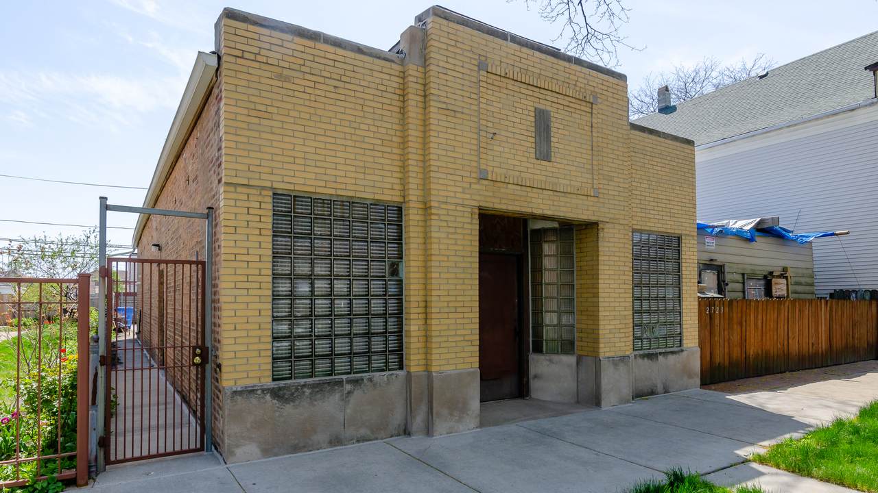 2719 43rd Street - Photo 1