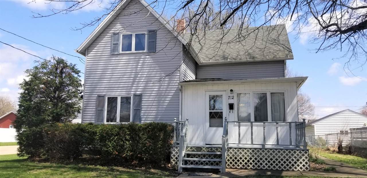 712 4th Avenue - Photo 1