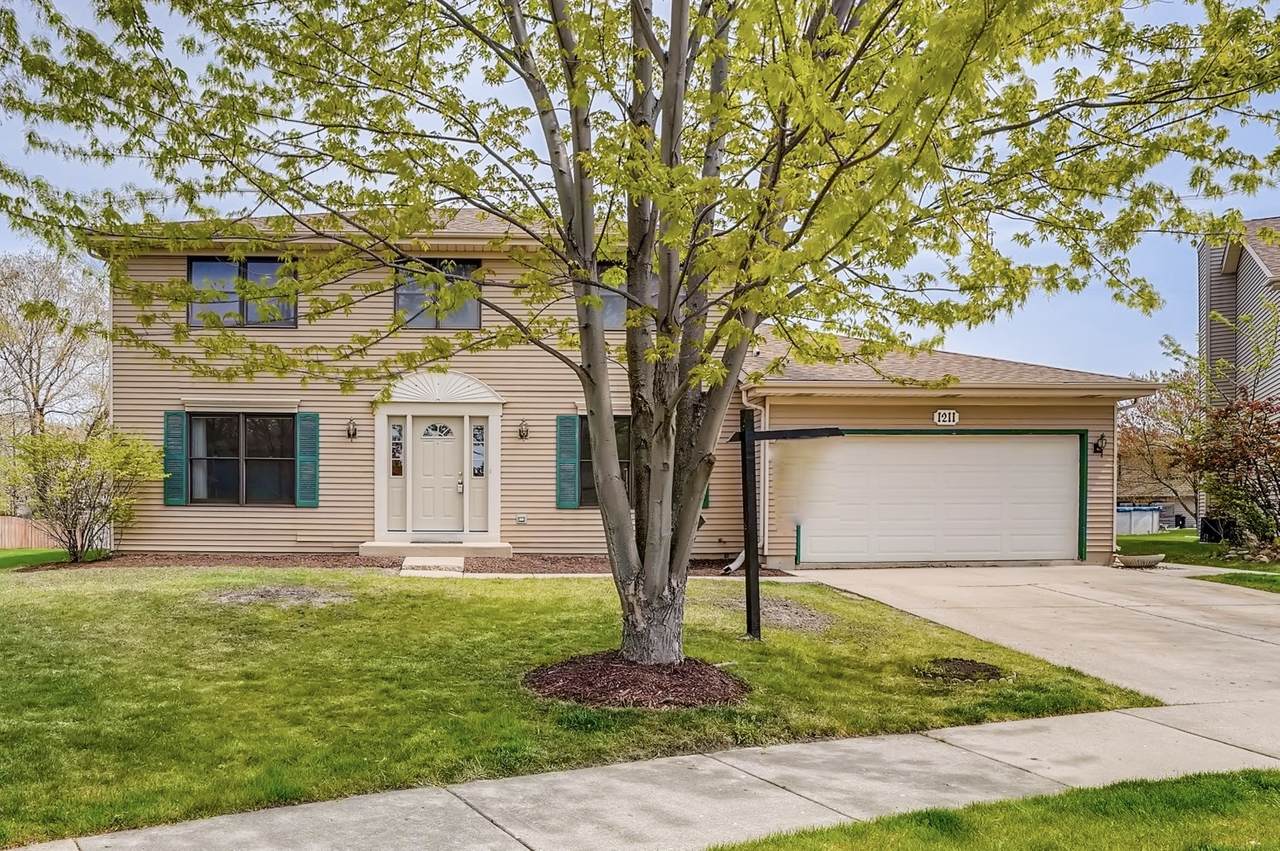 1211 Glen Court - Photo 1