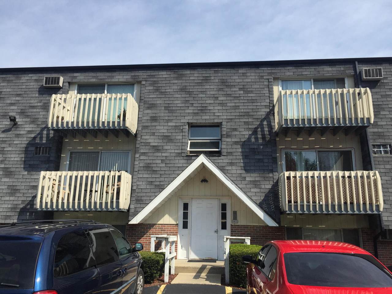 1132 Elizabeth Court - Photo 1
