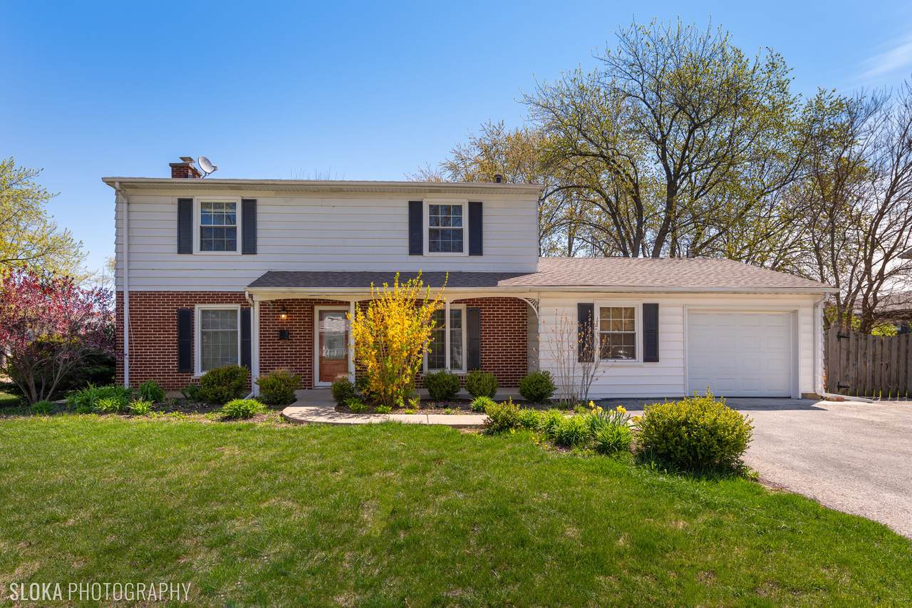 4699 Lincoln Avenue - Photo 1