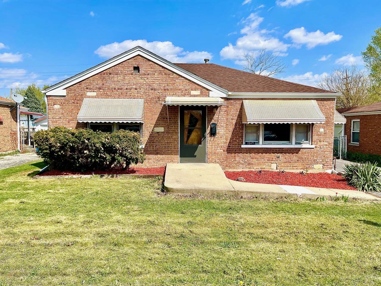 2049 Louis Street - Photo 1