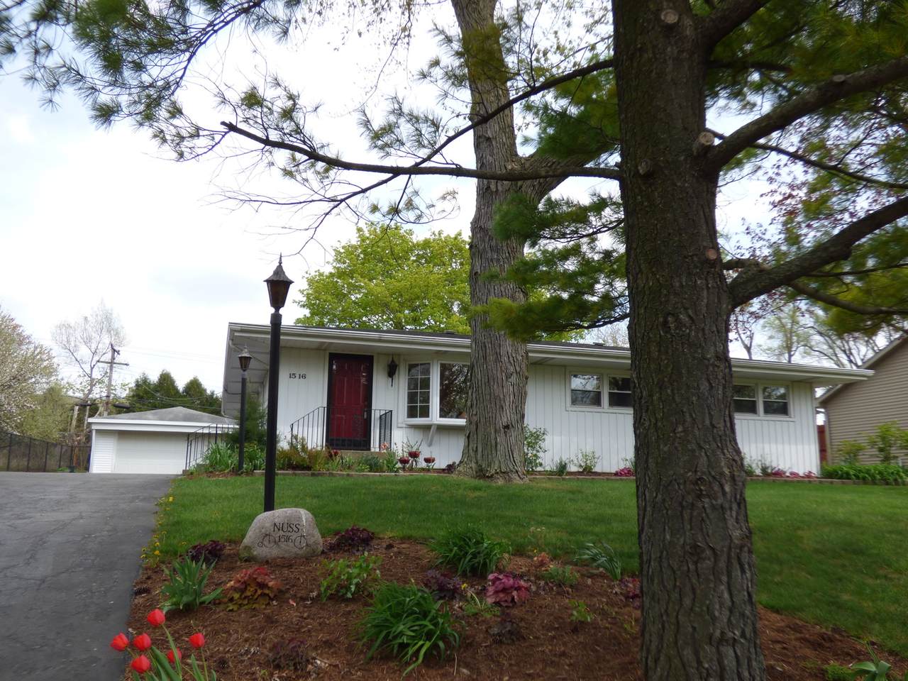 1516 Ramble Road - Photo 1