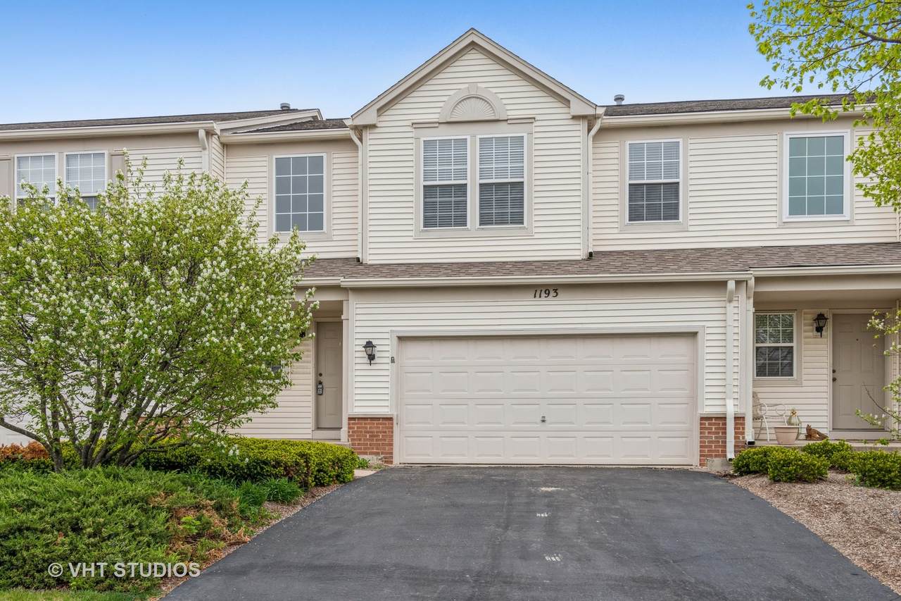 1193 Grand Cypress Court - Photo 1