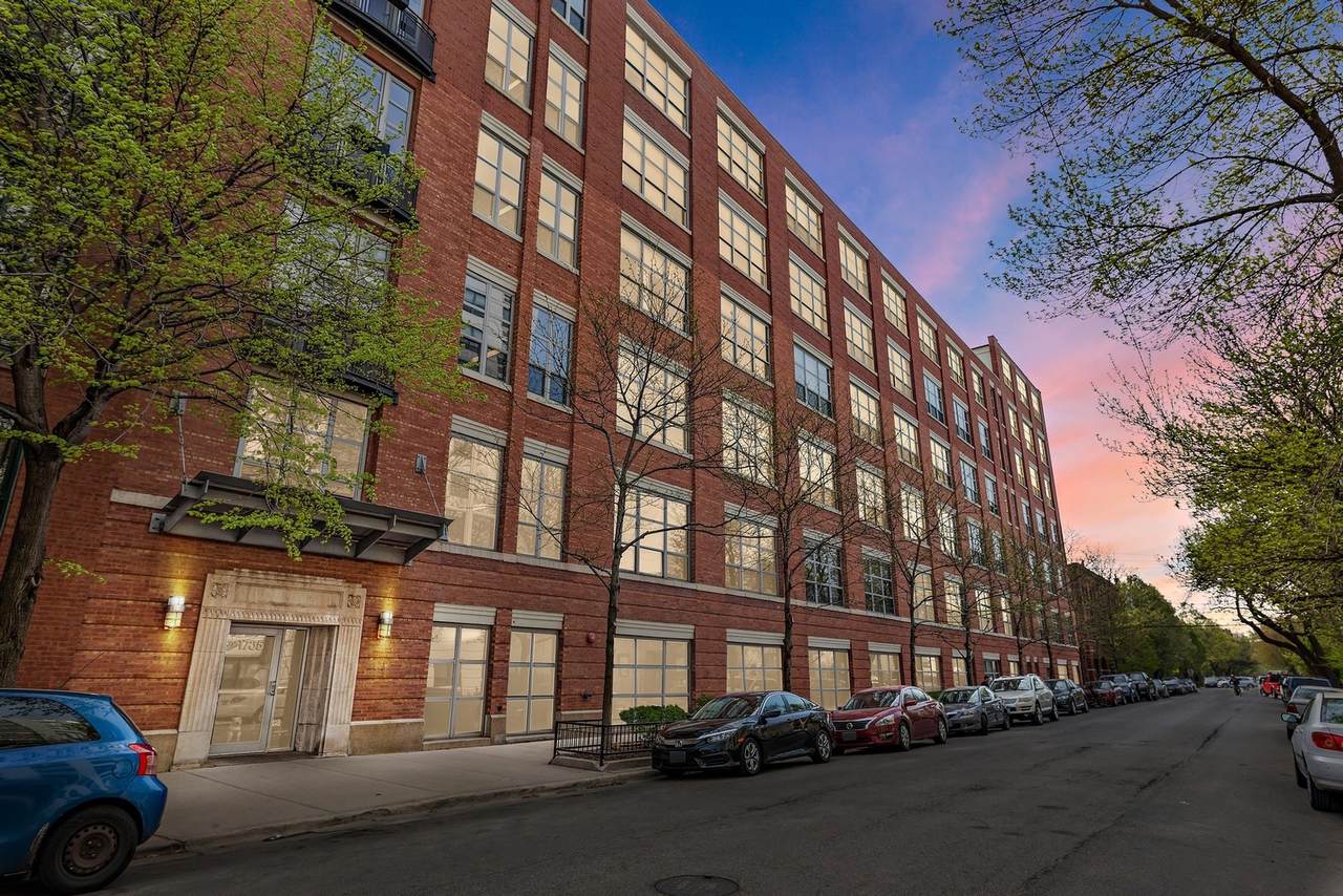 1735 Paulina Street - Photo 1