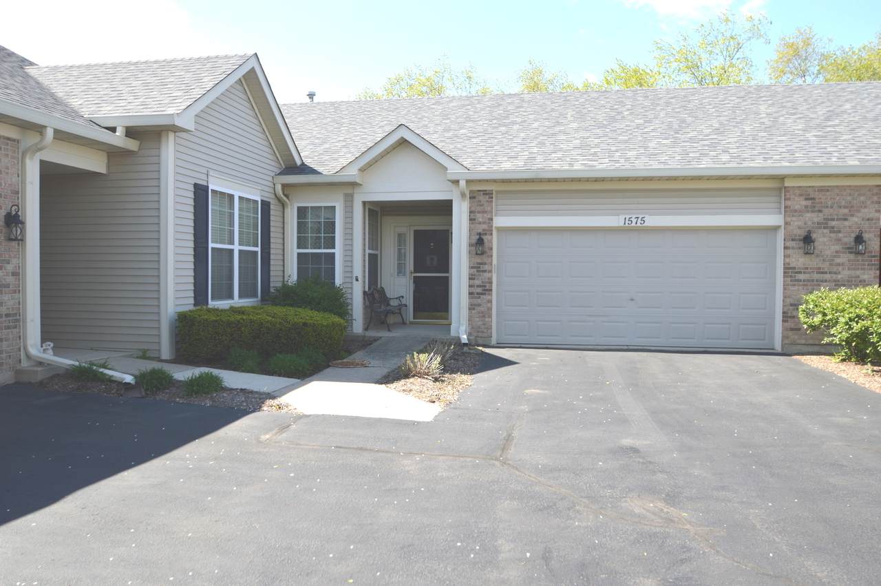 1575 Cadillac Circle - Photo 1