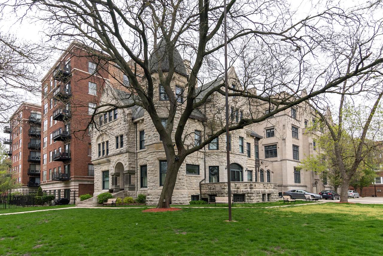 4545 Drexel Boulevard - Photo 1