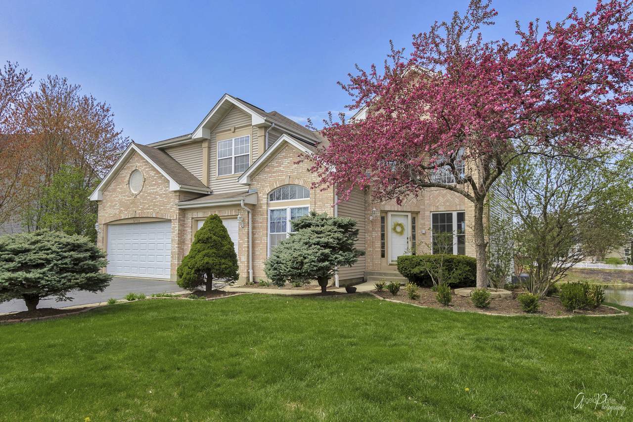 36906 Deerview Drive - Photo 1