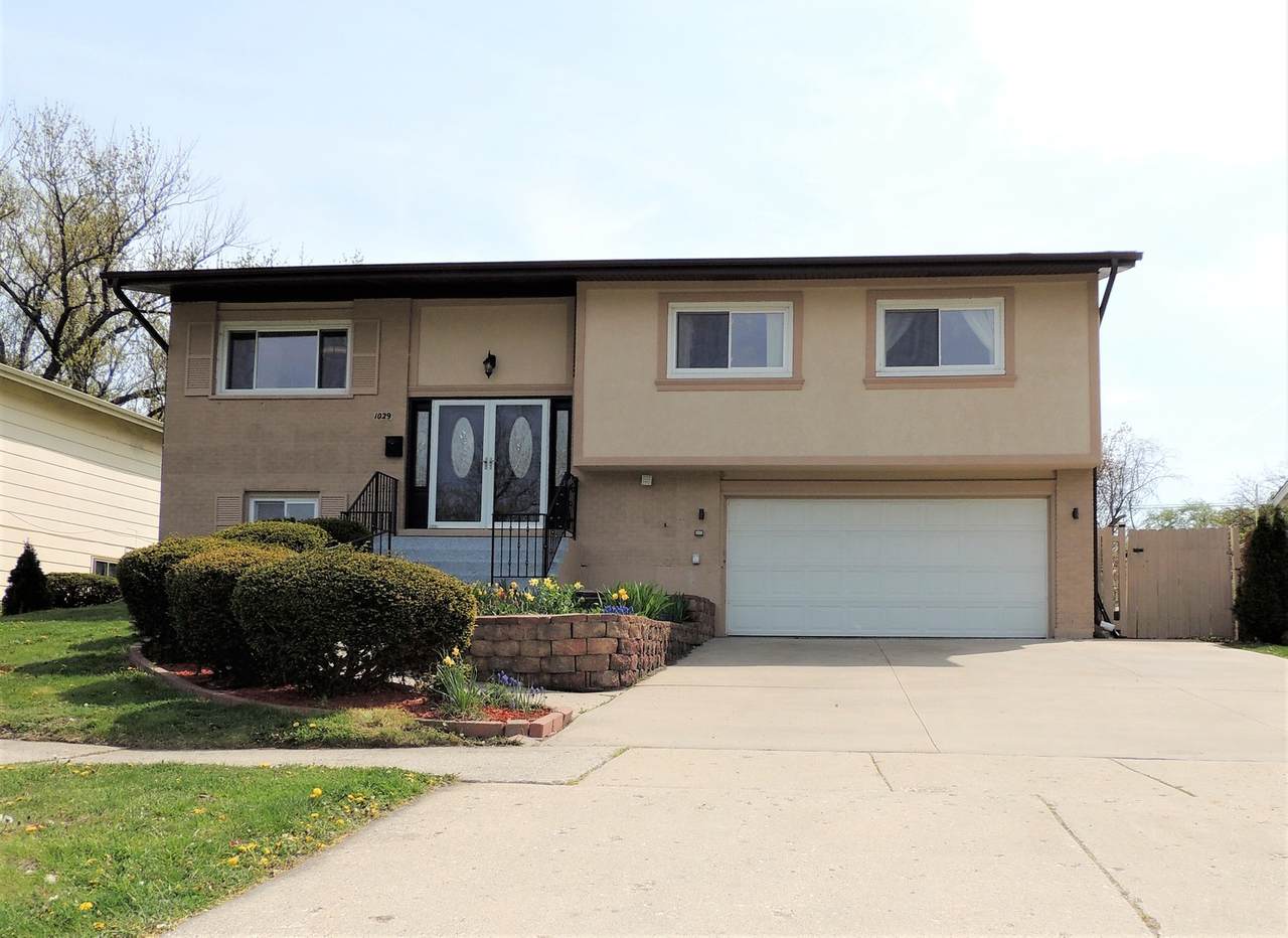 1029 Finley Road - Photo 1