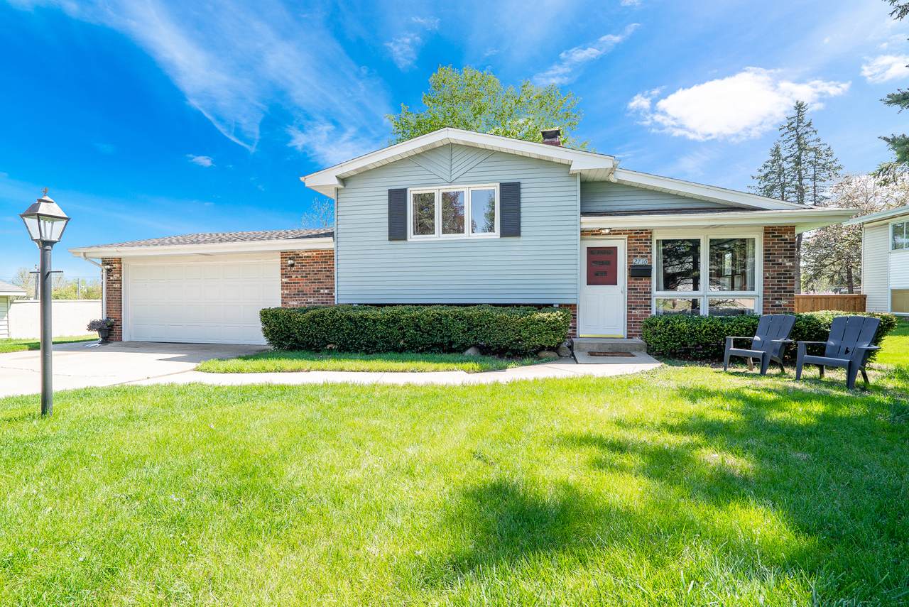 2716 Calmer Drive - Photo 1