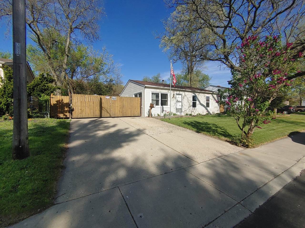275 Rivers View Drive - Photo 1