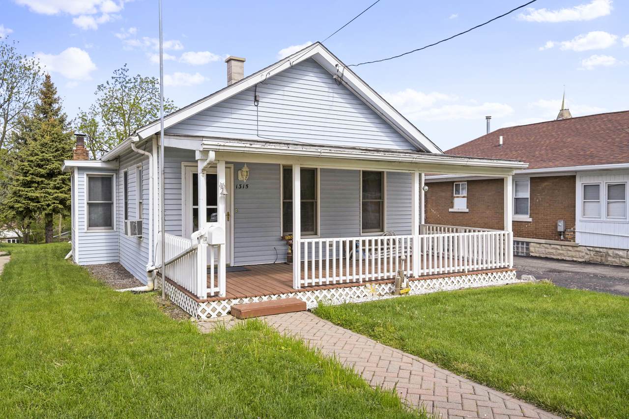 1315 Washington Street - Photo 1