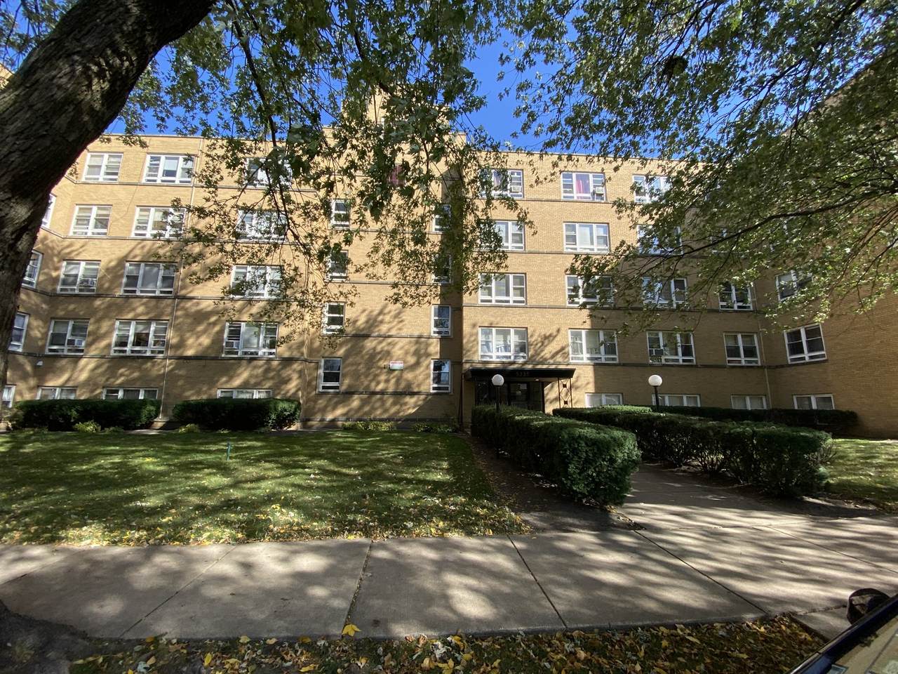 5335 California Avenue - Photo 1