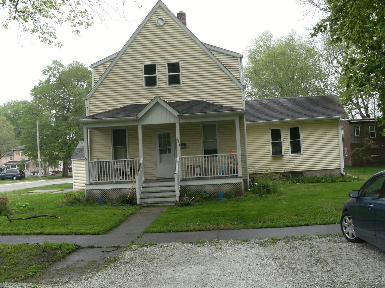 426 Elm Street - Photo 1