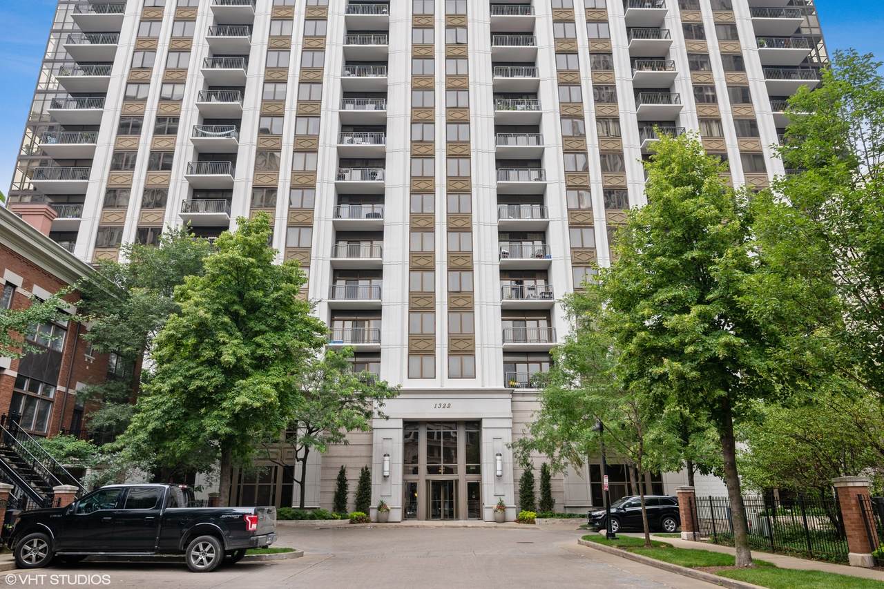 1322 Prairie Avenue - Photo 1